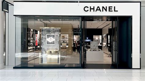 Chanel store in hawaii